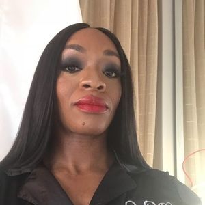 Meet your Posher, Chrystal